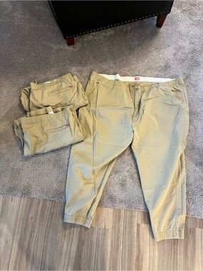 3 Pairs of Levi's Men's Khaki Elastic Waist Jogger Chinos